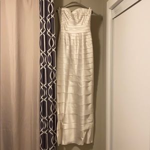 Wedding dress (simple)